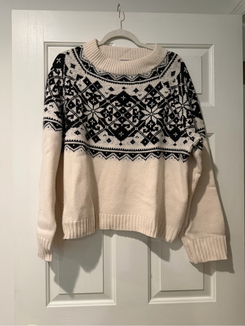 J.Crew XL Fair Isle Nordic Snowflake Sweater Cream Black Winter Knit